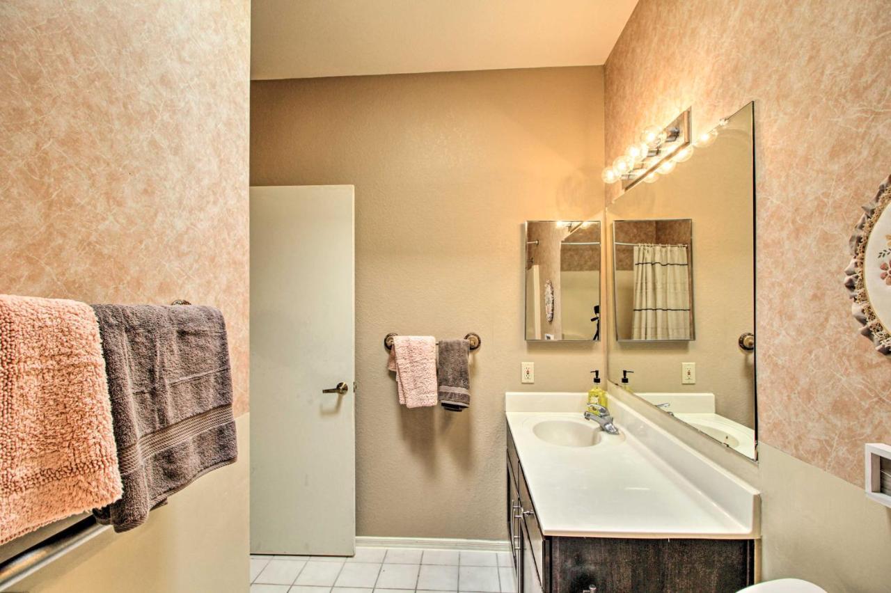 Relaxing Green Valley Townhome About 30 Mi To Tucson! 외부 사진